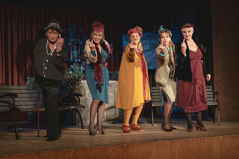 NEJSTARŠÍ ŘEMESLO - divadelní představení 